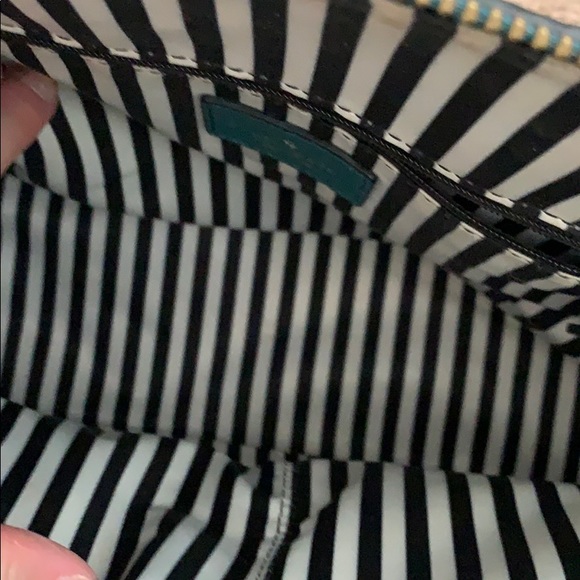 Kate Spade purse - Picture 4 of 5